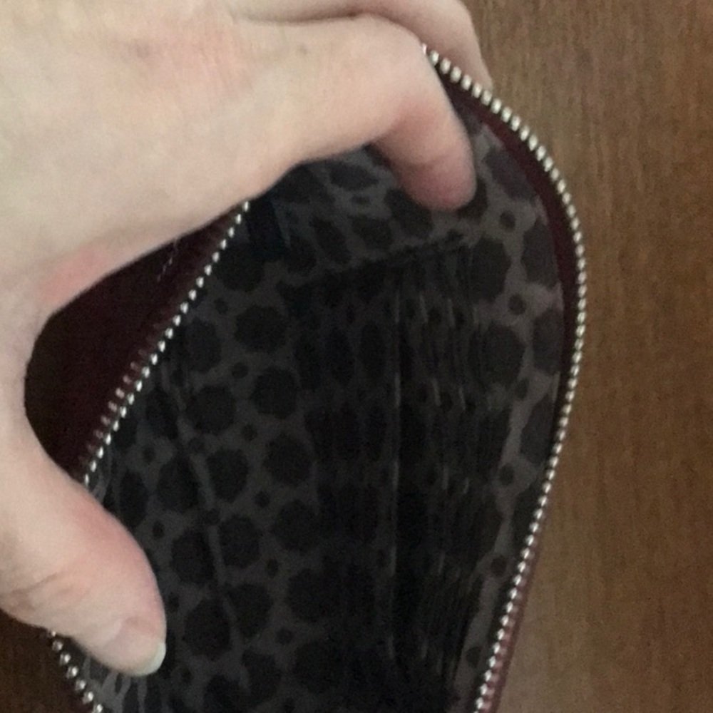 Brighton Raspberry diamond pouch - Picture 4 of 4
